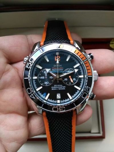 Omega Seamaster 600 Black Rubber & Orange Watch Japan Quartz